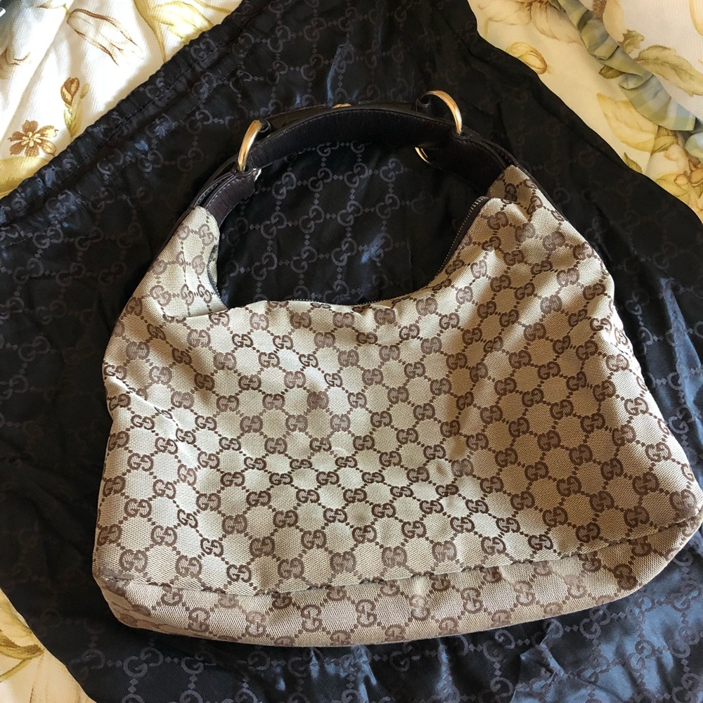 Gucci Medium Monogram Horsebit
